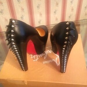 Louboutin women shoes